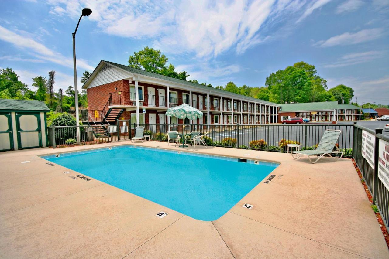 Hamilton Inn Jonesville I-77 Εξωτερικό φωτογραφία